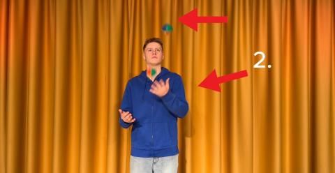 Video: Tutorial Jonglieren mit drei Bällen
