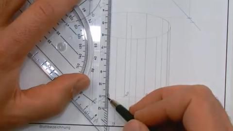 Video: Zylinder 60 ° und senkrechter Schnitt Hilfsmantellinie RB