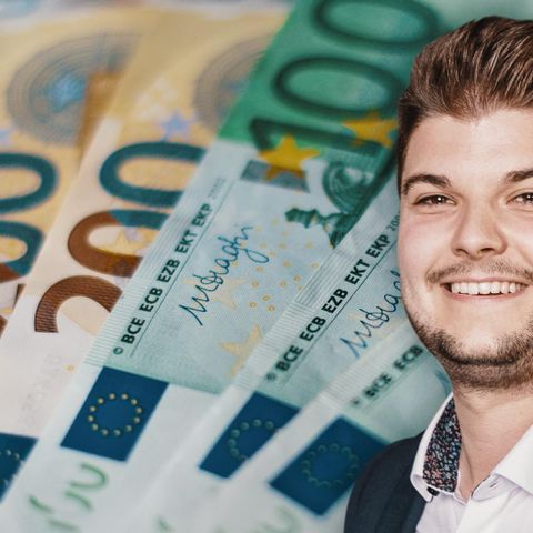 Video: Was verdient ein Bankberater?