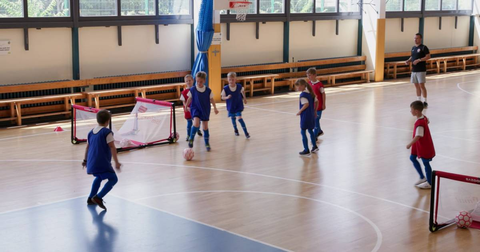 Anleitung: Fußball auf mehrere Tore: Mit Seitenwechsel