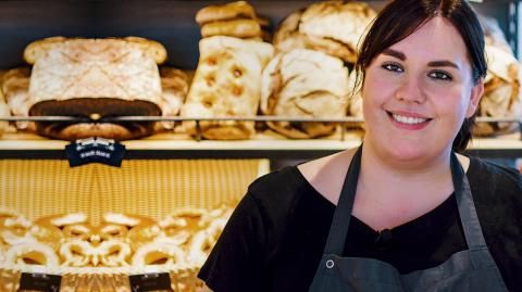 Video: Kuchen, Kaffee und Karriere: Das Gehalt als Bäckereifachverkäuferin