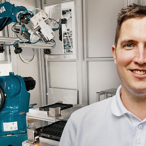 Video: Was verdient ein Roboterprogrammierer?