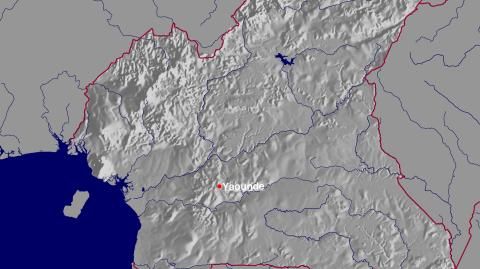 Karte: Landkarte Kamerun (Staatsgrenzen und Hauptstadt): schattiertes Relief