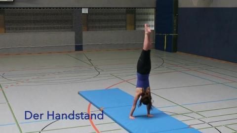 Video: Handstand-Abrollen
